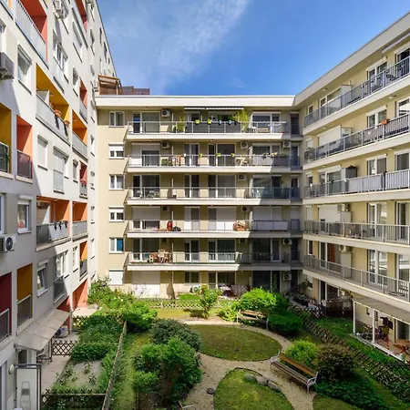 Call It Home Budapest Exterior photo